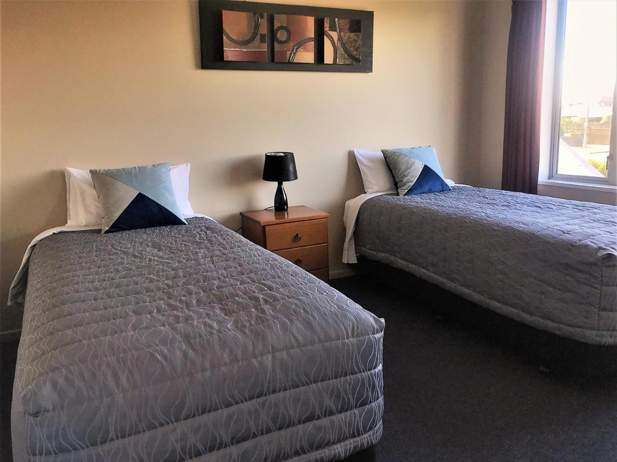 Phoenix Motels Temuka Exterior photo