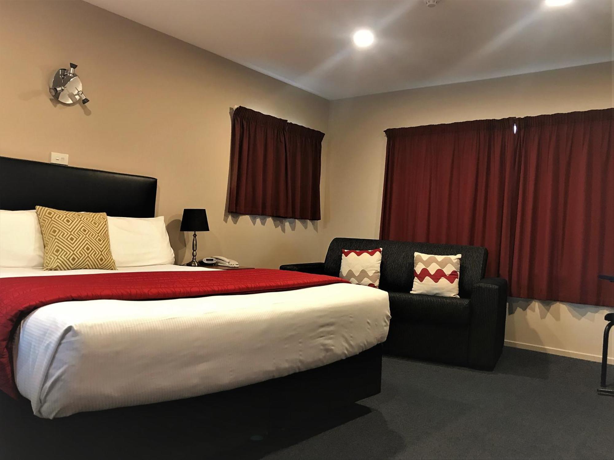 Phoenix Motels Temuka Exterior photo